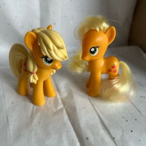 My little pony set of 2 Apple Jack